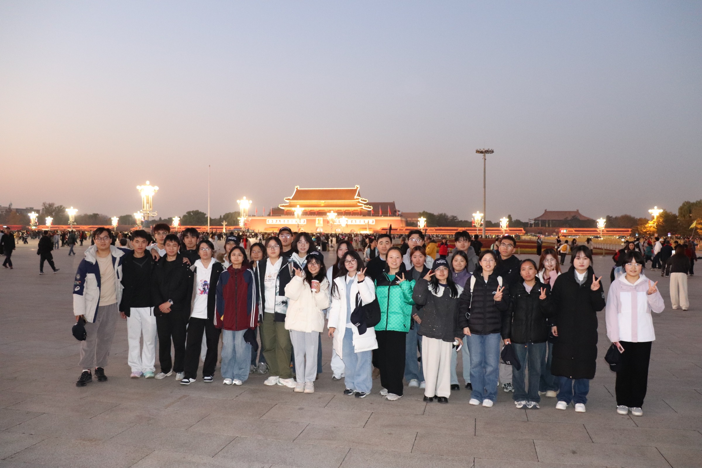 行走课堂 启迪新知---生命科学学院生物科学基础拔尖人才培养班北京研学