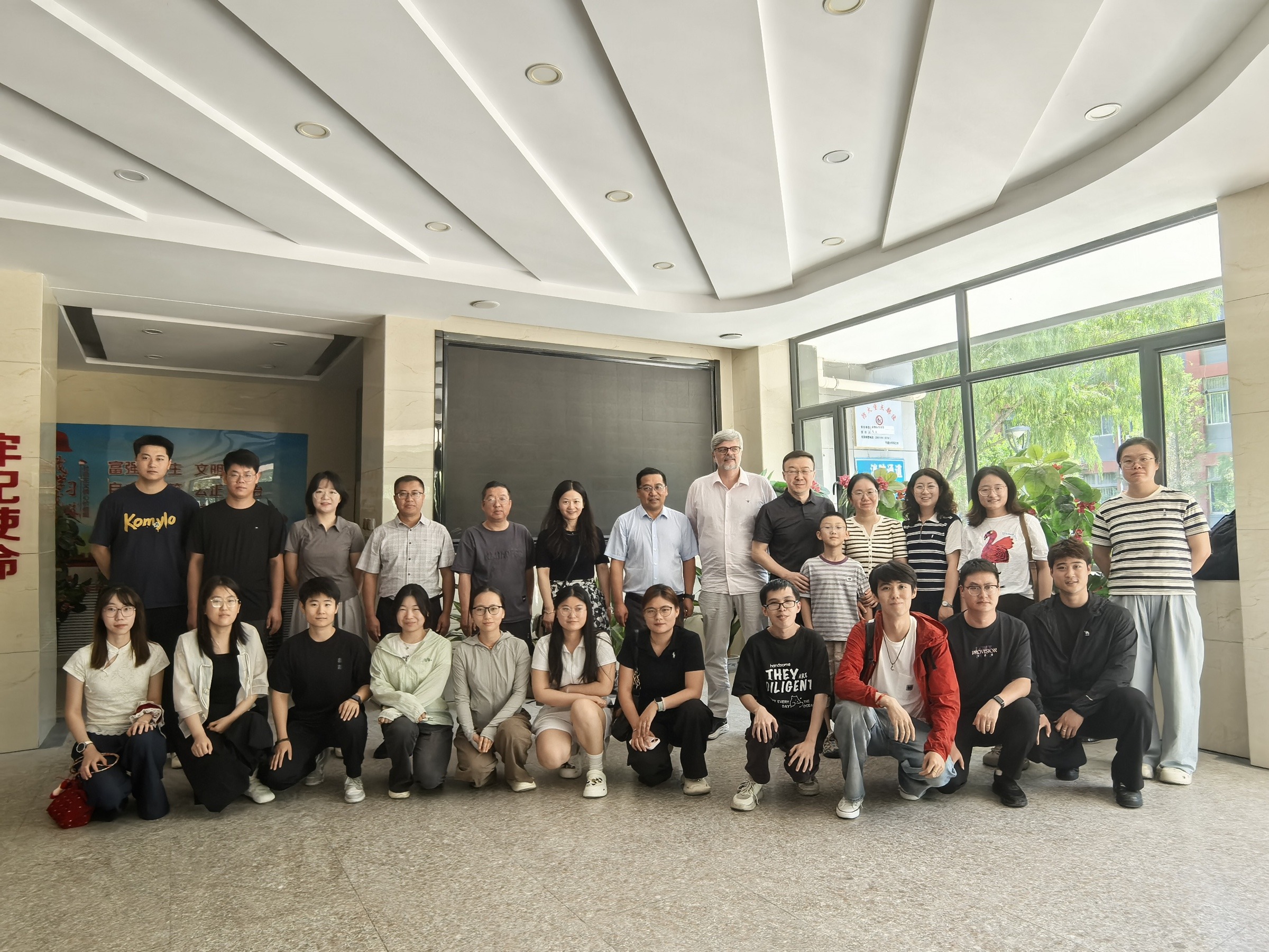 动物科技学院举办农业基因组学与智慧畜牧专题学术交流活动